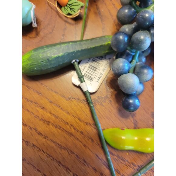 Lot of Assorted Vegetables Root Crops Floral decor Arts & Craft Pieces - Picture 4 of 11